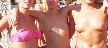 pamela anderson naked beach