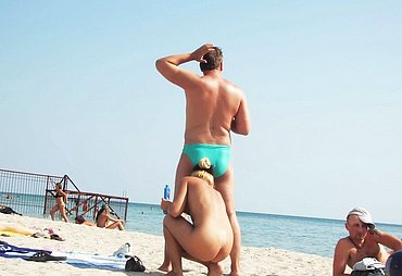 brunette beach ass