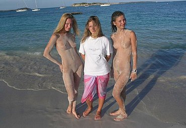 free nude beach photos